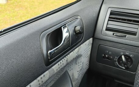 Skoda Fabia I, 2003 год, 215 000 рублей, 21 фотография
