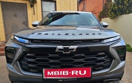 Chevrolet TrailBlazer, 2024 год, 3 300 000 рублей, 2 фотография