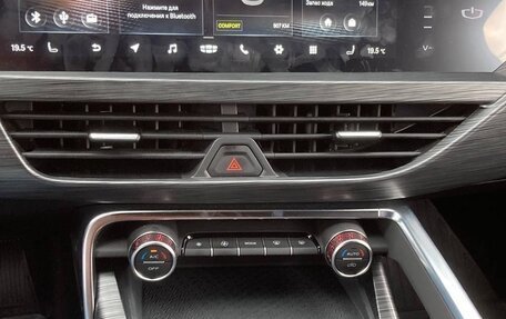 Geely Tugella FY11, 2023 год, 2 450 000 рублей, 4 фотография