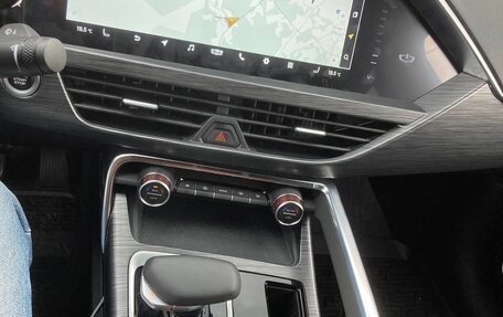 Geely Tugella FY11, 2023 год, 2 450 000 рублей, 3 фотография