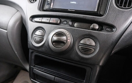 Toyota FunCargo, 2001 год, 429 000 рублей, 17 фотография