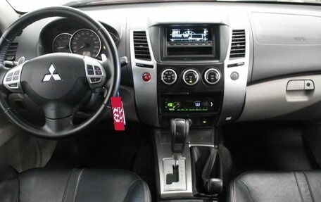 Mitsubishi Pajero Sport II рестайлинг, 2012 год, 1 600 000 рублей, 20 фотография