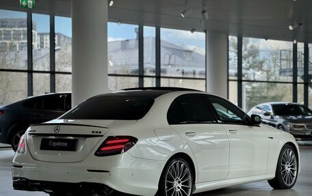 Mercedes-Benz E-Класс AMG, 2016 год, 6 490 000 рублей, 2 фотография
