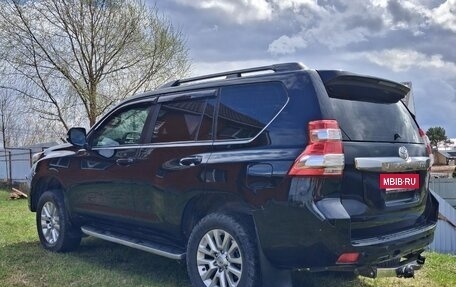 Toyota Land Cruiser Prado 150 рестайлинг 2, 2015 год, 3 850 000 рублей, 5 фотография