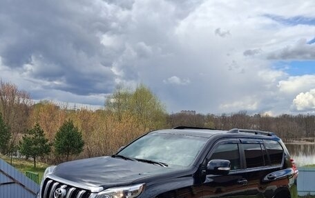 Toyota Land Cruiser Prado 150 рестайлинг 2, 2015 год, 3 850 000 рублей, 3 фотография