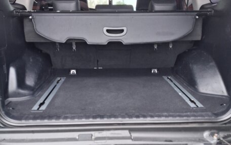 Toyota Land Cruiser Prado 150 рестайлинг 2, 2015 год, 3 850 000 рублей, 16 фотография