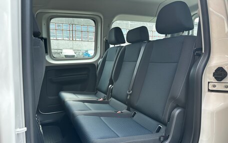 Volkswagen Caddy IV, 2018 год, 2 000 000 рублей, 13 фотография
