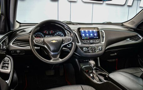 Chevrolet Malibu IX, 2021 год, 2 000 000 рублей, 6 фотография