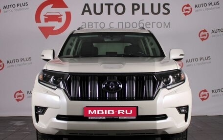 Toyota Land Cruiser Prado 150 рестайлинг 2, 2019 год, 5 600 000 рублей, 3 фотография