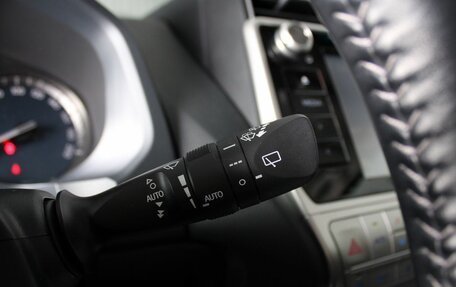 Toyota Land Cruiser Prado 150 рестайлинг 2, 2019 год, 5 600 000 рублей, 16 фотография