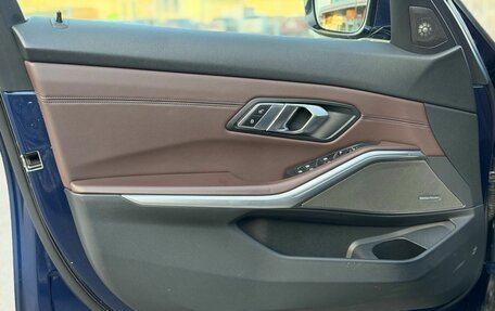 BMW 3 серия, 2019 год, 3 490 000 рублей, 11 фотография