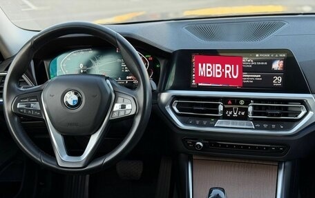 BMW 3 серия, 2019 год, 3 490 000 рублей, 18 фотография