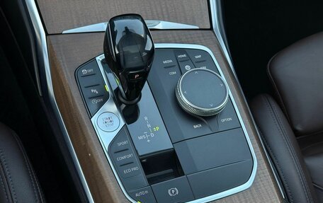 BMW 3 серия, 2019 год, 3 490 000 рублей, 26 фотография