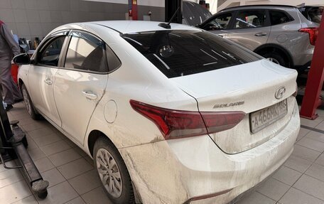 Hyundai Solaris II рестайлинг, 2017 год, 920 000 рублей, 4 фотография