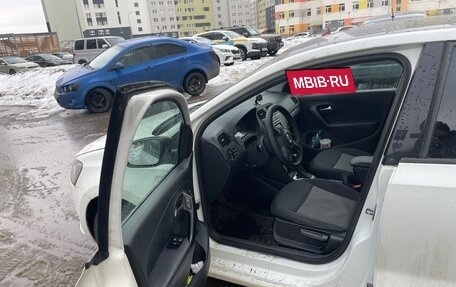 Volkswagen Polo VI (EU Market), 2015 год, 450 000 рублей, 6 фотография