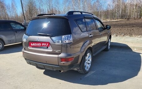 Mitsubishi Outlander III рестайлинг 3, 2011 год, 1 300 000 рублей, 3 фотография