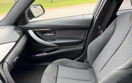 BMW 3 серия, 2016 год, 3 000 000 рублей, 31 фотография