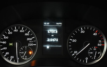 Mercedes-Benz Vito, 2015 год, 1 650 000 рублей, 6 фотография