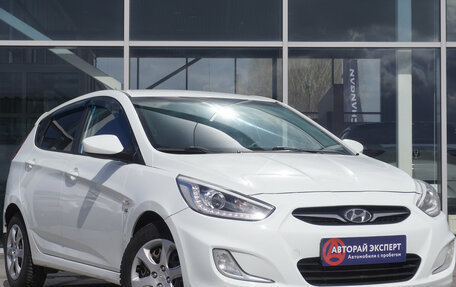 Hyundai Solaris II рестайлинг, 2013 год, 711 000 рублей, 3 фотография
