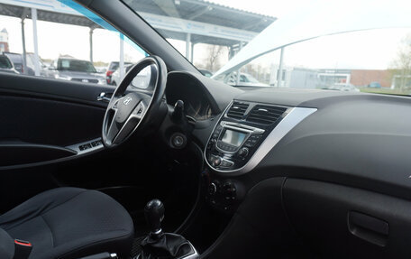 Hyundai Solaris II рестайлинг, 2013 год, 711 000 рублей, 19 фотография