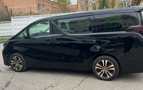 Toyota Alphard III, 2021 год, 7 500 000 рублей, 8 фотография