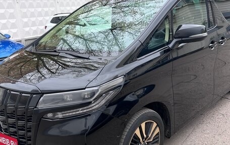 Toyota Alphard III, 2021 год, 7 500 000 рублей, 3 фотография