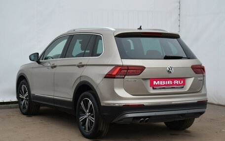 Volkswagen Tiguan II, 2017 год, 2 868 000 рублей, 7 фотография