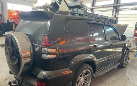 Toyota Land Cruiser Prado 120 рестайлинг, 2005 год, 1 200 000 рублей, 5 фотография