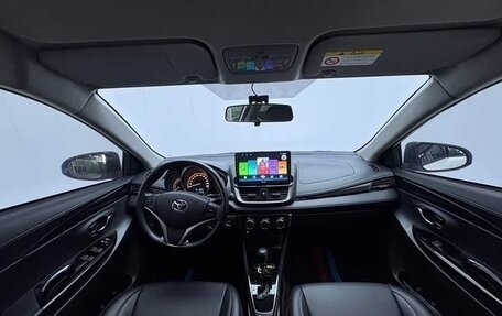Toyota Yaris XP150 рестайлинг, 2023 год, 1 470 000 рублей, 10 фотография
