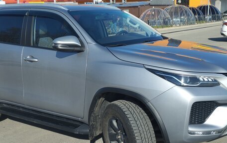 Toyota Fortuner II, 2020 год, 3 000 000 рублей, 2 фотография