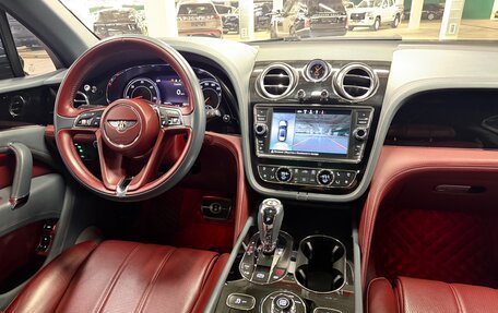 Bentley Bentayga I, 2019 год, 12 200 000 рублей, 16 фотография