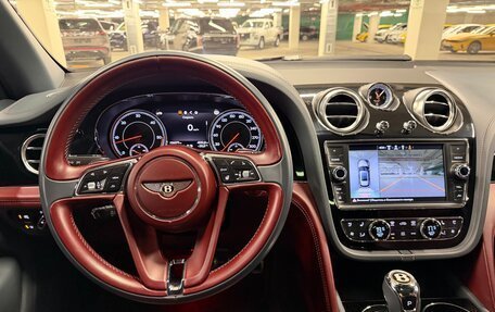 Bentley Bentayga I, 2019 год, 12 200 000 рублей, 17 фотография