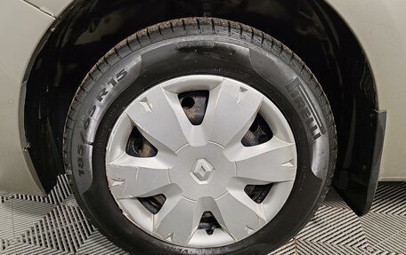Renault Logan II, 2015 год, 699 000 рублей, 16 фотография