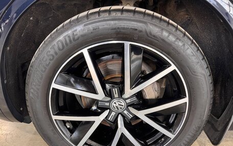 Volkswagen Touareg III, 2019 год, 5 390 000 рублей, 10 фотография