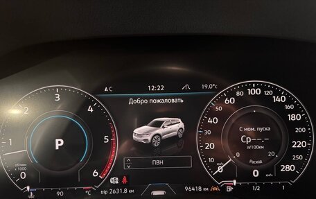 Volkswagen Touareg III, 2019 год, 5 390 000 рублей, 25 фотография