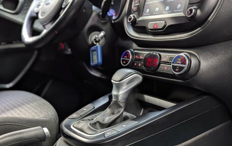 KIA Soul III, 2020 год, 1 888 000 рублей, 32 фотография
