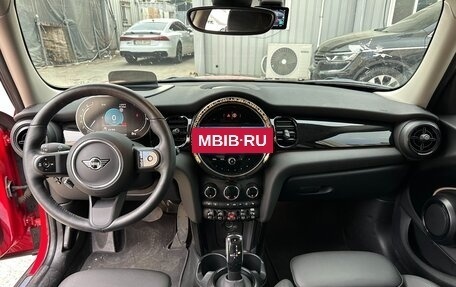 MINI Hatch, 2023 год, 2 026 000 рублей, 6 фотография