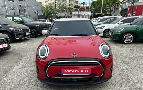 MINI Hatch, 2023 год, 2 026 000 рублей, 2 фотография