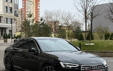 Audi A4, 2019 год, 4 000 000 рублей, 1 фотография