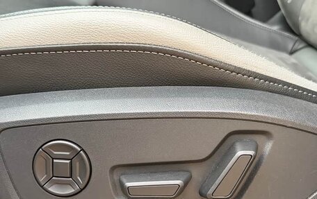 Audi Q3, 2023 год, 2 733 000 рублей, 18 фотография