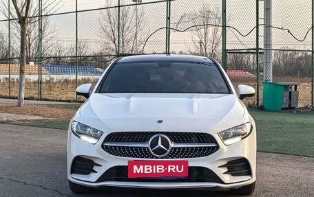Mercedes-Benz A-Класс, 2023 год, 2 204 000 рублей, 2 фотография