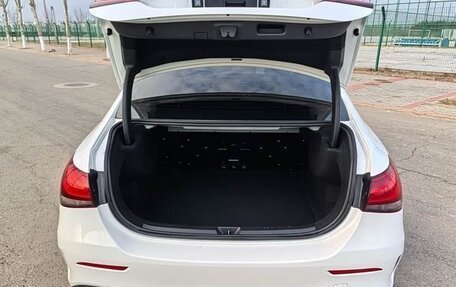 Mercedes-Benz A-Класс, 2023 год, 2 204 000 рублей, 14 фотография