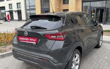 Nissan Juke II, 2022 год, 2 450 000 рублей, 8 фотография