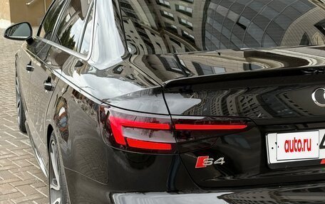 Audi A4, 2019 год, 4 000 000 рублей, 18 фотография