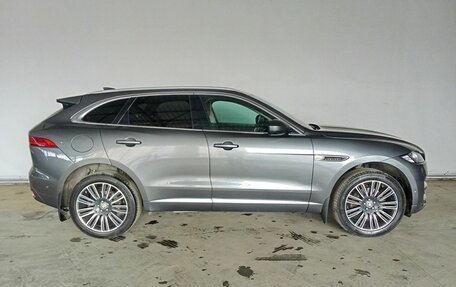 Jaguar F-Pace, 2017 год, 2 500 000 рублей, 7 фотография