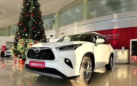 Toyota Highlander, 2026 год, 5 990 000 рублей, 1 фотография