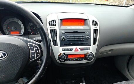 KIA cee'd I рестайлинг, 2008 год, 540 000 рублей, 10 фотография