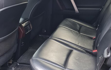 Toyota Land Cruiser Prado 150 рестайлинг 2, 2015 год, 3 350 000 рублей, 8 фотография