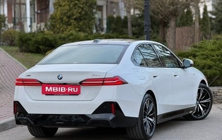 BMW 5 серия, 2025 год, 8 290 000 рублей, 2 фотография