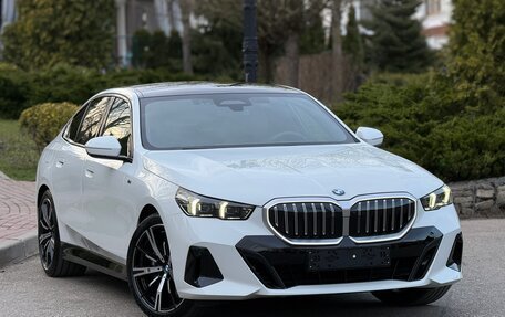 BMW 5 серия, 2025 год, 8 290 000 рублей, 23 фотография